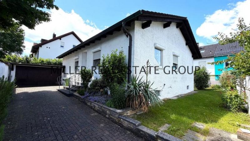 Ingolstadt Seltene Gelegenheit in Ingolstadt-Unterhaunstadt: Großzügiger Bungalow mit Vollkeller, Doppelgarage, Garten & Haus kaufen
