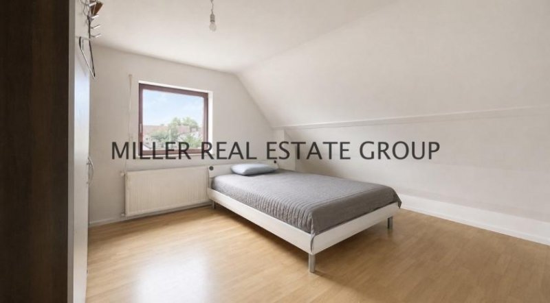 Ingolstadt Zwei Häuser auf einem Grundstück in Ingolstadt - mit Garten & Entwicklungspotenzial! Haus kaufen
