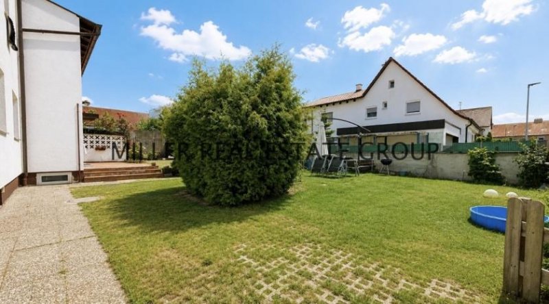 Ingolstadt Zwei Häuser auf einem Grundstück - seltenes Wohnensemble mit zwei Gärten in Ingolstadt! Haus kaufen