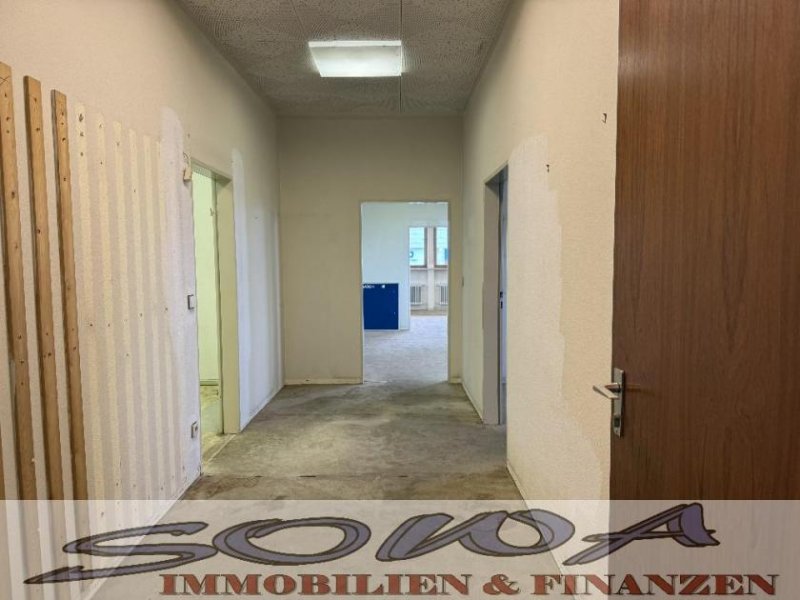 Gaimersheim Großzügiges Gewerbeanwesen und Wohnhaus mit Innenpool und Sauna in einer guten Lage in Gaimersheim - Ein Objekt von Ihrem SOWA