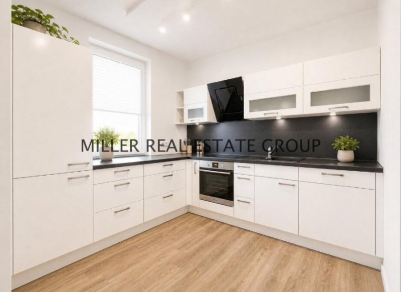 Kösching Moderne 4-Zimmer-Erdgeschosswohnung mit Privatgarten, Terrasse & zwei Tiefgaragenstellplätzen! Wohnung kaufen