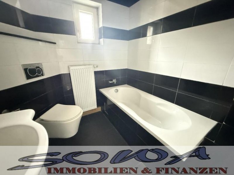 Ernsgaden Attraktives Ein-/Zweifamilienhaus mit zwei Garagen in Ernsgaden - Ein Objekt von Ihrem Immobilienpartner SOWA Immobilien und