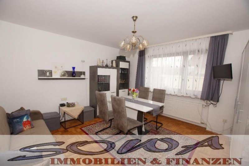 Münchsmünster Schönes Zweifamilienhaus mit zwei Garagen aus einem großzügigen Grundstück - Ein Objekt von Ihrem Immobilienpartner SOWA und