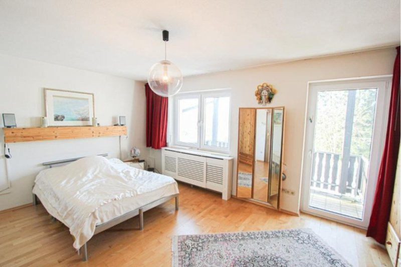 Fraunberg Wohnpotenzial in Thalheim: Geräumige Doppelhaushälfte mit vielfältigen Gestaltungsmöglichkeiten Haus kaufen