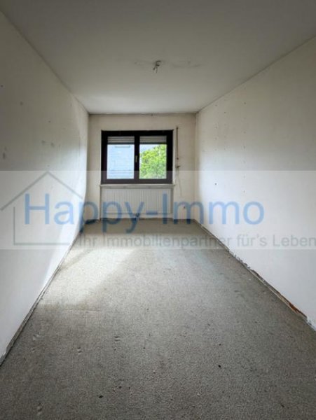 Kirchheim bei München Reihenhaus in ruhiger Lage in Kirchheim / 2 Garagen / bezugsfrei Haus kaufen