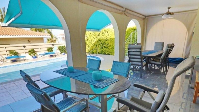 Paphos Tala Elegant Bungalow with Breathtaking Views in Tranquil Tala Haus kaufen