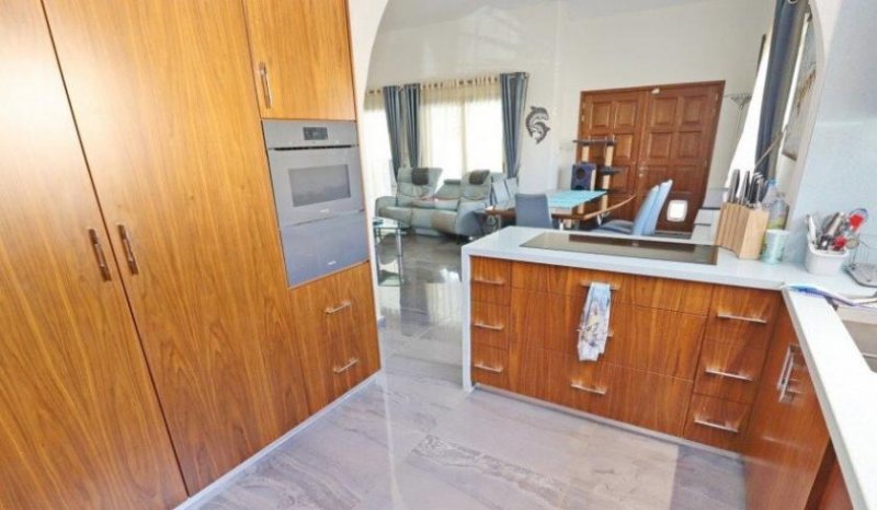 Paphos Tala Elegant Bungalow with Breathtaking Views in Tranquil Tala Haus kaufen