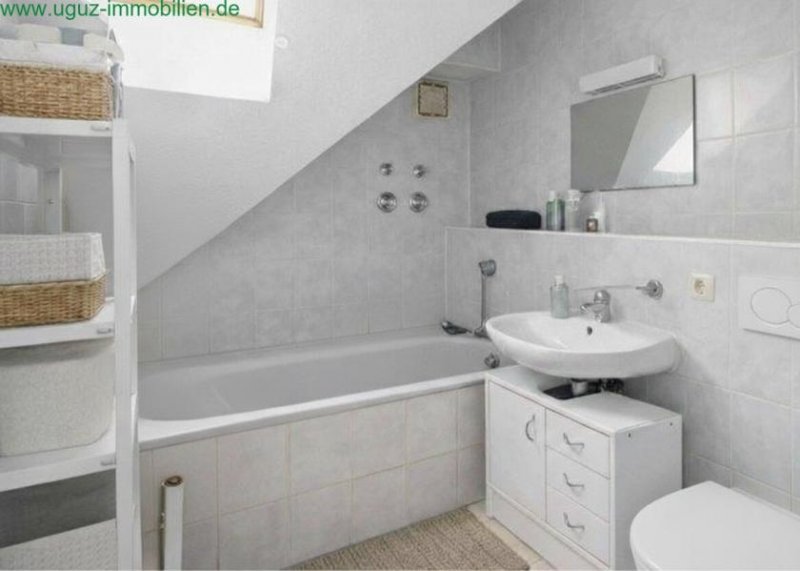 Augsburg 1,5 ZKB Wohnung mit Balkon und attraktiver Rendite Wohnung kaufen