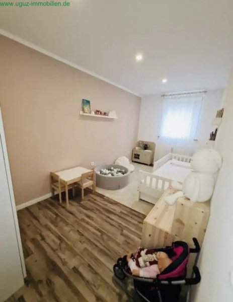 Augsburg Ideal geschnittene 4 ZKB Wohnung mit zwei Balkonen im beliebten Augsburg - Haunstetten Wohnung kaufen