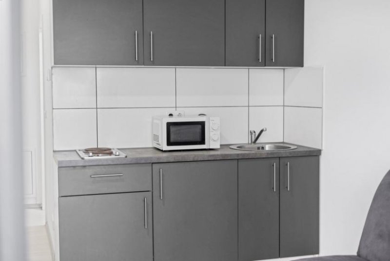 Königsbrunn Möblierte 1 ZKB Wohnung mit Balkon - Ideal für Kapitalanleger ab 6,2% Rendite Wohnung kaufen