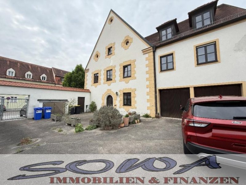 Neuburg an der Donau Ein Haus mit Geschichte - Mehrfamilienhaus mit 5 Wohneinheiten, zwei Garagen und Garten in zentraler Lage in Neuburg - Ein von