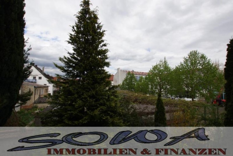 Neuburg an der Donau Ein Haus mit Geschichte - Mehrfamilienhaus mit 5 Wohneinheiten, zwei Garagen und Garten in zentraler Lage in Neuburg - Ein von