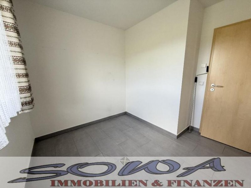 Neuburg an der Donau Einzugsbereites Zweifamilienhaus mit Keller, Doppelgarage und Wärmepumpe - Ein Objekt von SOWA Immobilien und Finanzen Haus