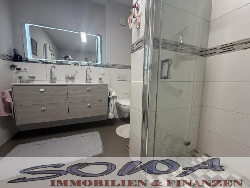 Neuburg an der Donau Hochwertige 4 Zimmer Wohnung mit Balkon und zwei Tiefgaragenstellplätzen in Neuburg - Ein Objekt von Ihrem Immobilienpartner