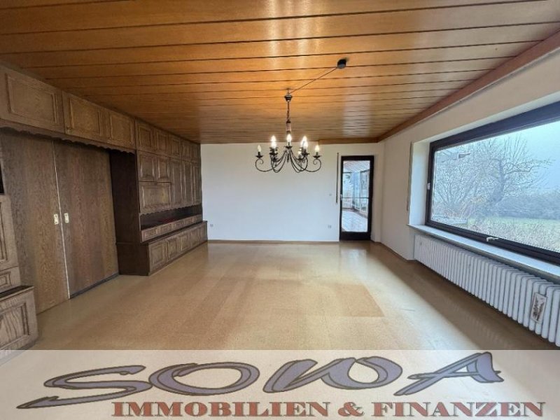 Neuburg an der Donau Unverbauter Ausblick - Großzügiges Einfamilienhaus mit großem Grundstück in einer beliebten Lage in Neuburg - Ein Objekt von