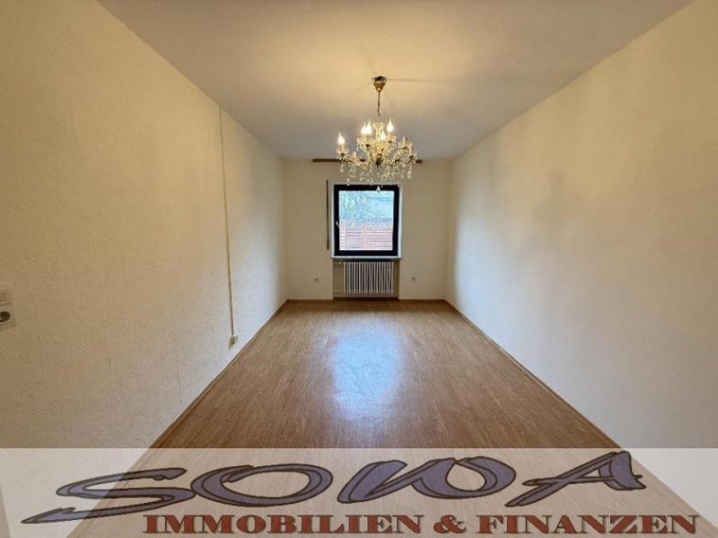 Neuburg an der Donau Unverbauter Ausblick - Großzügiges Einfamilienhaus mit großem Grundstück in einer beliebten Lage in Neuburg - Ein Objekt von