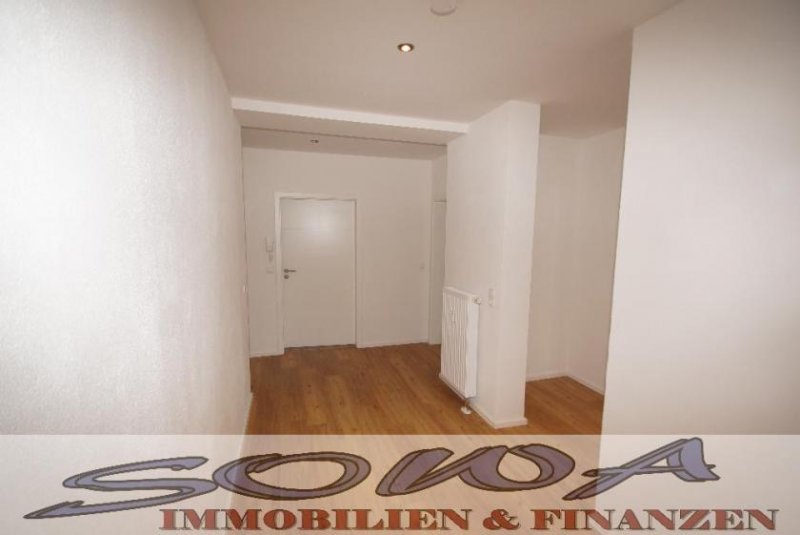Neuburg an der Donau Zentrumsnahe großzügige, gut geschnittene 3 Zimmer Wohnung mit 2 Balkonen und Aufzug im Haus in einer guten Lage in Neuburg -