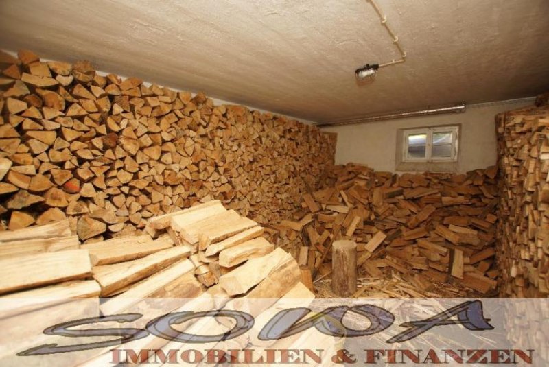 Weichering Attraktives Wohnen am Waldrand - Haus mit Ausbaupotential und mit großzügigem Grundstück und Waldfläche in Weichering - Ein