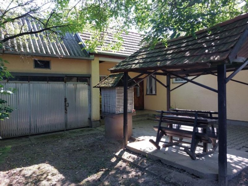Region Südwest-Ufer Landhaus mit Nebengebäuden und Garage auf einem großen Grundstück Haus kaufen