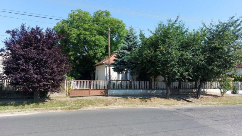 Region Südwest-Ufer Landhaus mit Nebengebäuden und Garage auf einem großen Grundstück Haus kaufen