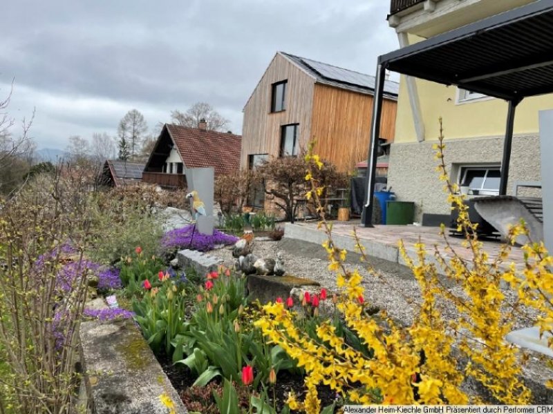 Kempten (Allgäu) Die besten Aussichten - großes Grundstück mit Ein-/Zweifamilienhaus! Haus kaufen