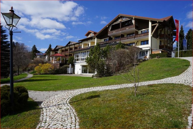 Oy-Mittelberg Traumhaft gelegenes 4*Hotel im Allgäu!
In Panorama-Aussichtslage! Gewerbe kaufen