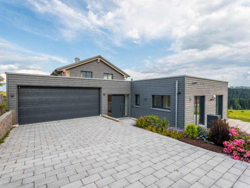 Hellengerst Exklusives Einfamilienhaus mit Alpenblick & Einliegerwohnung – Baujahr 2023 Haus kaufen