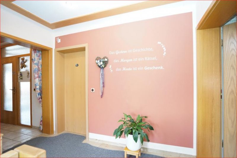 Nesselwang Charmantes Zweifamilien-/Gästehaus/Frühstückspension in sonniger Aussichtslage! Haus kaufen