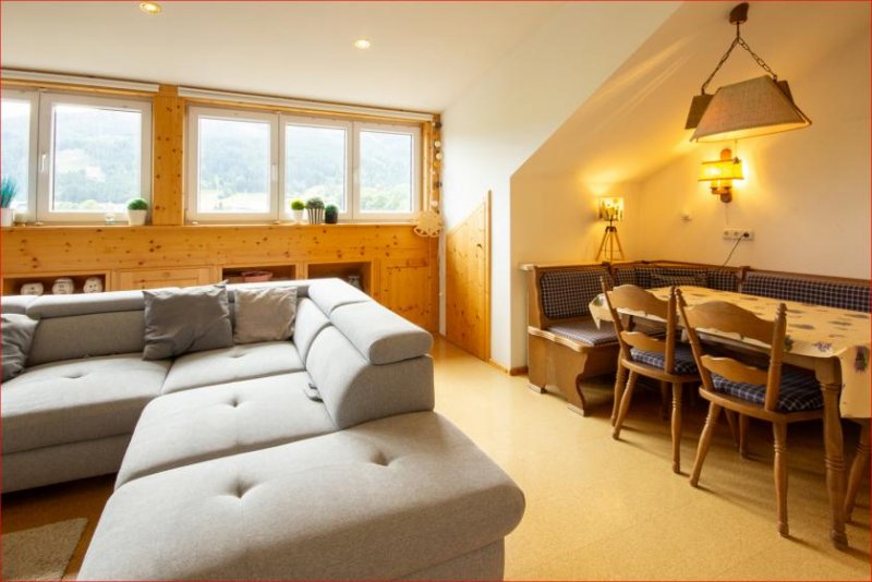 Nesselwang Gemütliche 2,5 Zi. DG-Whg. mit Südblick, Kamin & Carport Wohnung kaufen