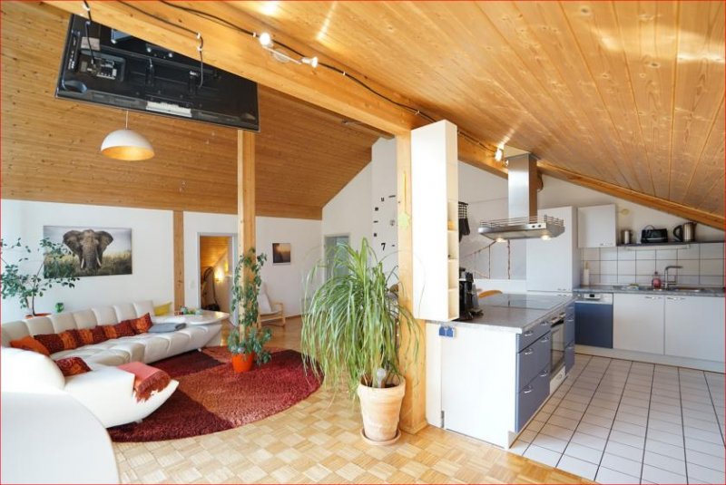 Nesselwang Highlight – sonnige Dachsuite mit Bergblick!
OPEN-HOUSE, am 23. Mai, 13-15 Uhr Termin erforderlich! Wohnung kaufen