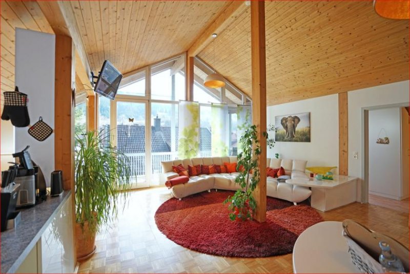 Nesselwang Highlight – sonnige Dachsuite mit Bergblick!
OPEN-HOUSE, am 23. Mai, 13-15 Uhr Termin erforderlich! Wohnung kaufen