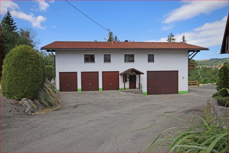 Wertach Zweifamilienhaus mit praktischen Nutzungsmöglichkeiten und naturnahem Flair Haus kaufen