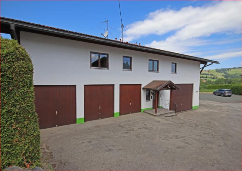 Wertach Zweifamilienhaus mit praktischen Nutzungsmöglichkeiten und naturnahem Flair Haus kaufen