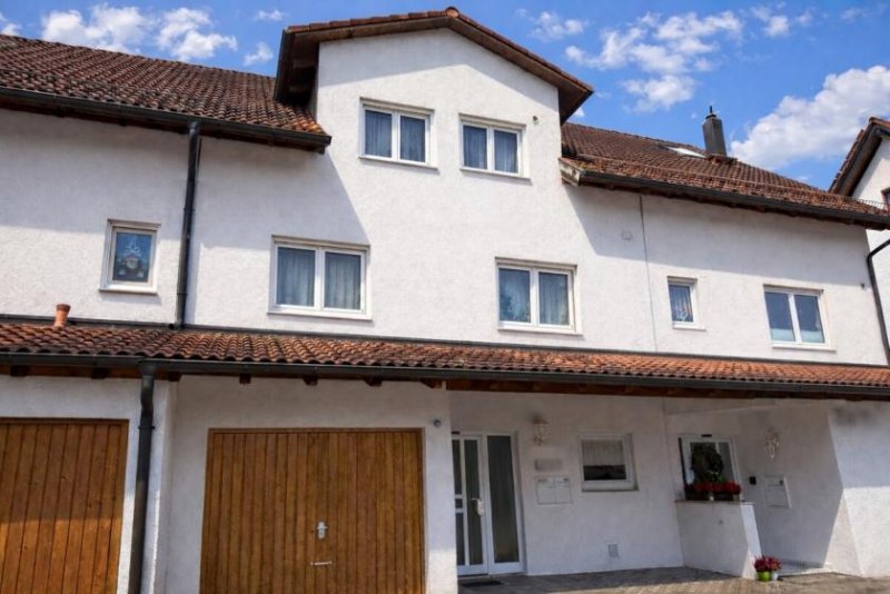 Friedrichshafen Wohnen mit Möglichkeiten! Gepflegtes Reihenmittelhaus für Familie,Mehrgenerationen oder Vermietung ! Haus kaufen