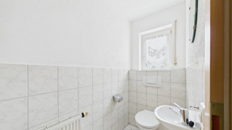 Friedrichshafen Wohnen mit Möglichkeiten! Gepflegtes Reihenmittelhaus für Familie,Mehrgenerationen oder Vermietung ! Haus kaufen