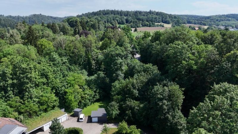 Weingarten (Landkreis Ravensburg) Wohnkultur der Extraklasse!
Stilvoll und exklusiv - sofort beziehbar! Wohnung kaufen