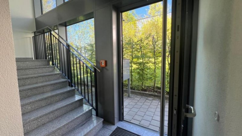 Weingarten (Landkreis Ravensburg) Wohnkultur der Extraklasse!
Stilvoll und exklusiv - naturnah in der Stadt wohnen Wohnung kaufen