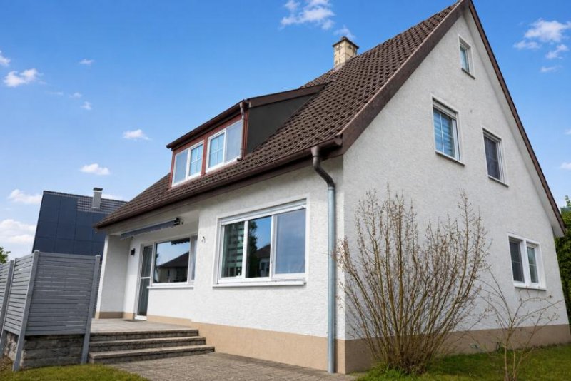 Leutkirch im Allgäu Gemütliches Einfamilienhaus mit großem Garten in Bestlage von Leutkirch! - PREIS AUF ANFRAGE Haus kaufen