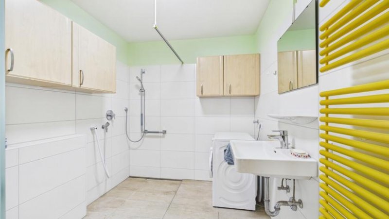 Isny im Allgäu Barrierearm, stadtnah, grün: 2-Zimmer-Erdgeschosswohnung mit Terrasse und Gartenblick Wohnung kaufen