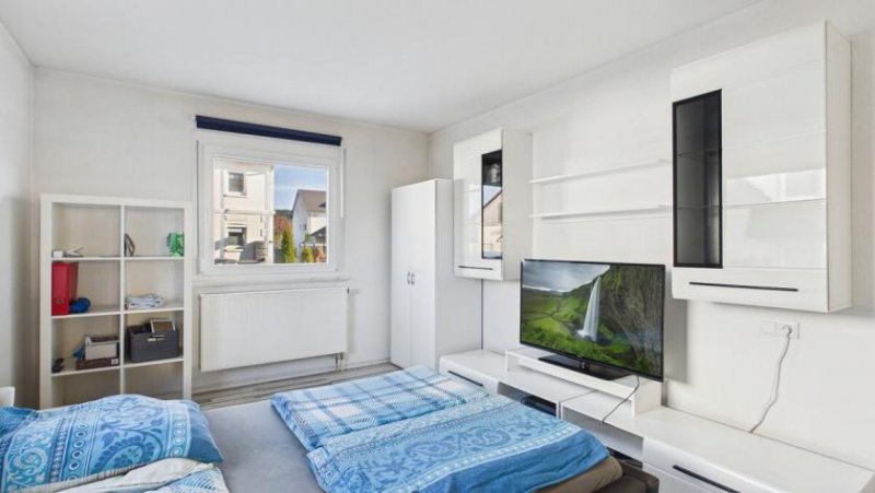 Aichstetten Kapitalanlage oder Eigennutzung: Mehrparteienhaus mit zwei Wohnungen und großem Grundstück Haus kaufen