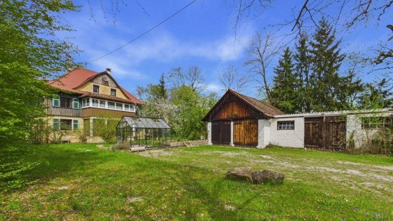 Aitrach Herrschaftliches Wohnen- stilvolle Villa mit weitläufigem Gartengrundstück und modernster Haustechnik Haus kaufen