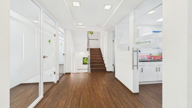 Bad Waldsee Moderne, neuwertige Büroräume in der Altstadt und mit Blick auf den Stadtsee in Bad Waldsee Gewerbe kaufen