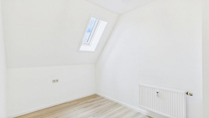 Bad Waldsee Modernisiert & bezugsfrei – attraktive 2-Zimmer-Wohnung mit Stellplatz Wohnung kaufen