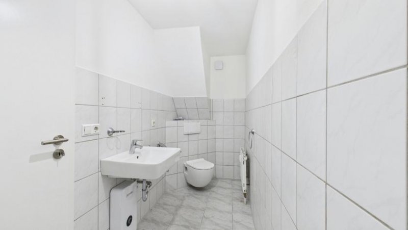 Bad Waldsee Modernisiert & bezugsfrei – attraktive 2-Zimmer-Wohnung mit Stellplatz Wohnung kaufen