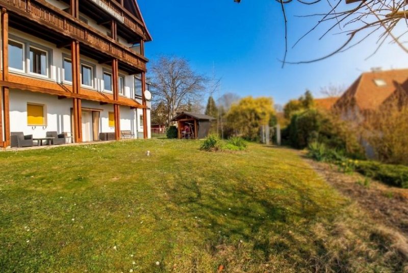 Meersburg Bebaubares Grundstück mit See- und Alpenblick - Potenzial für ein Mehrfamilienhaus Grundstück kaufen
