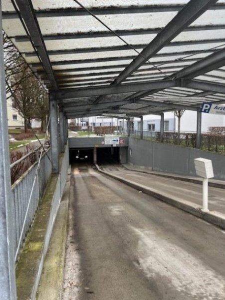 Ulm Gepflegte TG-Stellplatz in Ulm - Söflingen kurzfristig frei Gewerbe kaufen