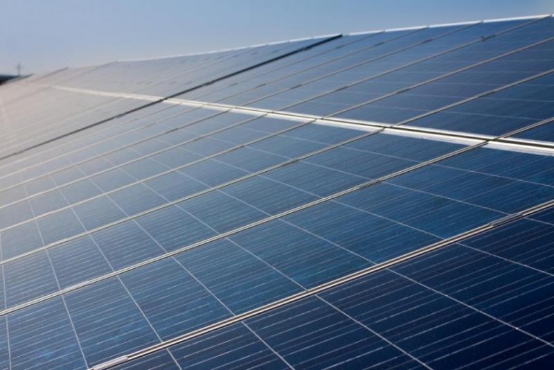 Bileća Bileća: 335 MWp Solarpark Photovoltaikprojekt mit Speicher Gewerbe kaufen