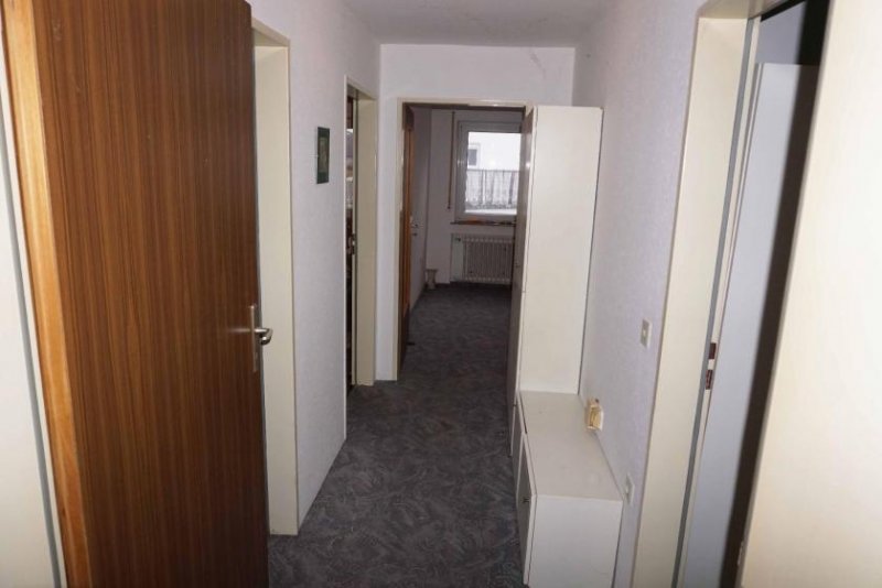 Illertissen Zweifamilienhaus mit großem Grundstück! Haus kaufen