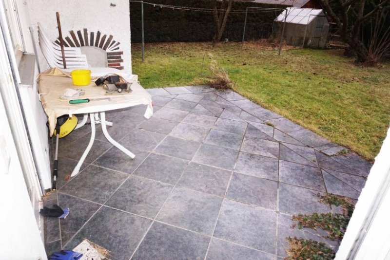 Illertissen Zweifamilienhaus mit großem Grundstück! Haus kaufen