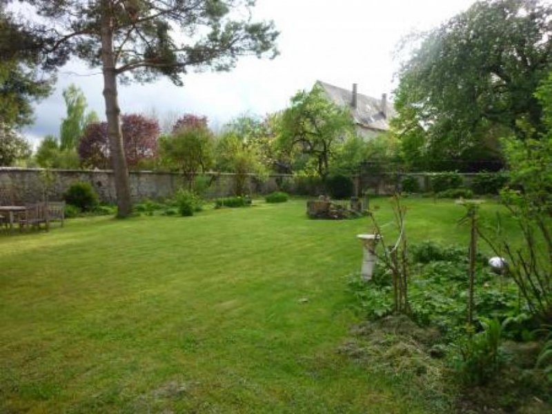 Dischingen Teilverkauf der Schloßanlage 89561 Dischingen- Eglingen im Landkreis Heidenheim/Ostalb Haus kaufen